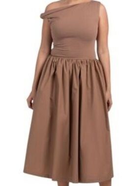 En Saison One-Shoulder Midi Skirt in Taupe Brown